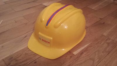 Plastová helma Bosch