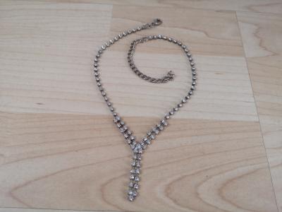 Set náhrdelník s naušnicemi