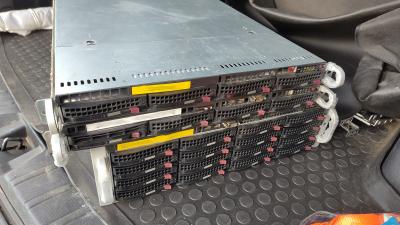 2 Supermicro servery + storage chasis