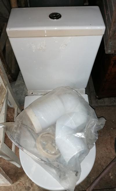 WC kombi, odpad wario, se zpomalovacim sedátkem