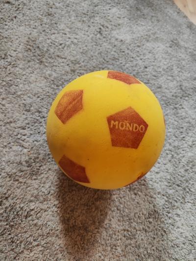 Pěnový míč Mondo