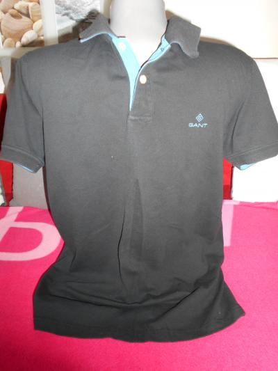 Tričko s límečkem černé s modrou