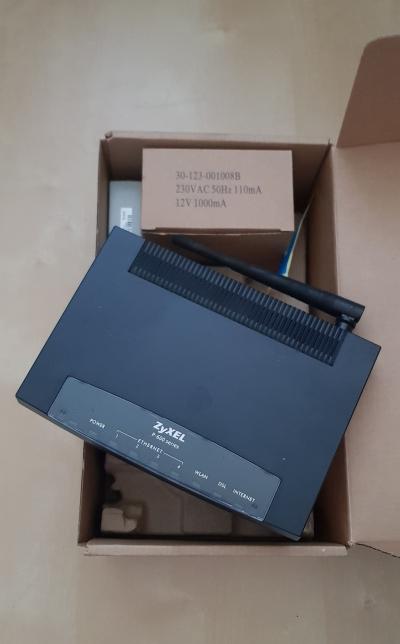 Zánovní ADSL modem Zyxel P-660HW-T3