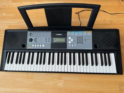 Klávesy Yamaha PSR-E233