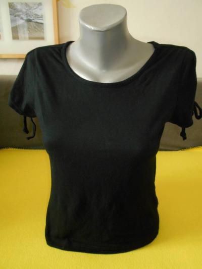 Černé tričko *