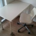 Psací stůl a židle Ikea