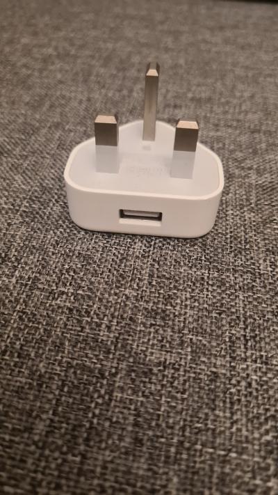 Napájecí USB adaptér typu G