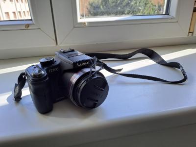 Panasonic Lumix FZ100