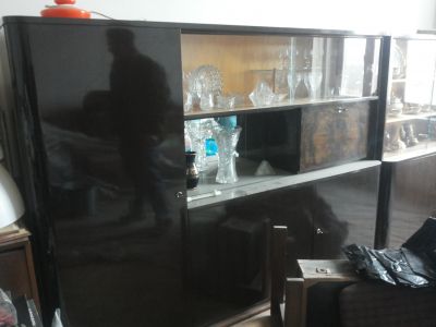 Daruji sekretář + další starší nábytek