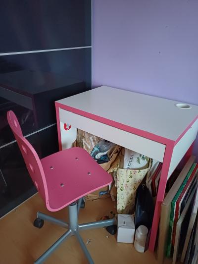 Psací stul s židlemi dětský