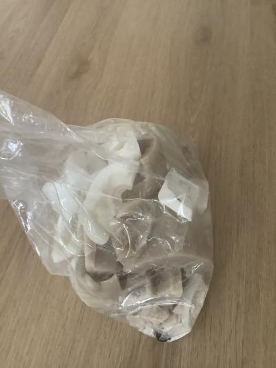 Parafinove svicky za odvoz