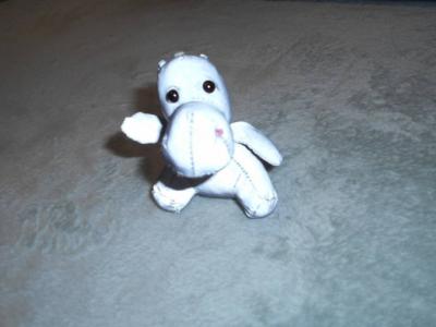 Hrošík menší, měnící odstín barev