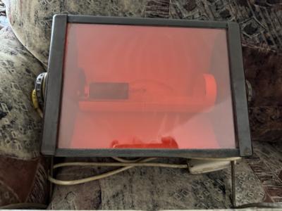 Světlo do foto komory