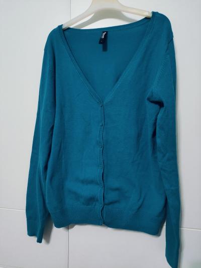 Svetry M/L