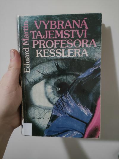 Kniha Vybraná tajemství profesora Kesslera