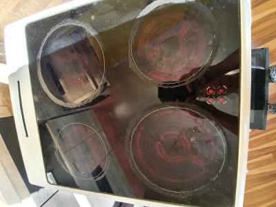 Daruji za odvoz elektrický sporák - Most