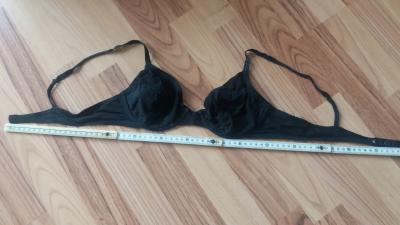 Černá bavlněná podprsenka vel. 75/80 A/B zn. Calvin Klein