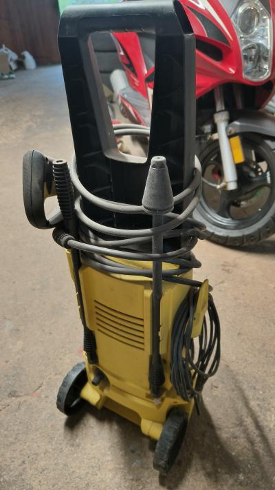 Daruji za odvoz tlaková myčka Karcher K 2.300 .