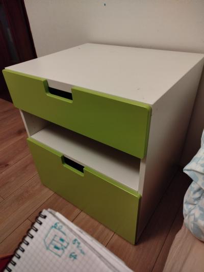 Noční stolek IKEA