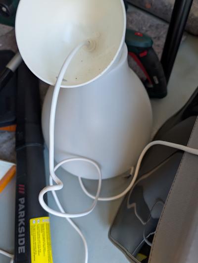 Mensi zavesna lampa z IKEA