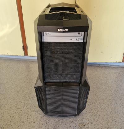 PC skříň / case ZALMAN