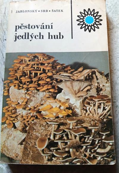 Kniha Pěstování hub