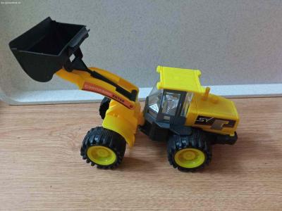 Plastový nakladač 25 cm nehraný