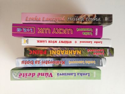 Sbírka knížek od Lenky Lanczové