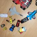 Autíčka,letadla,postavičky