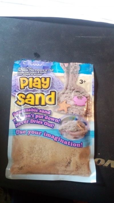 Písek na hrani