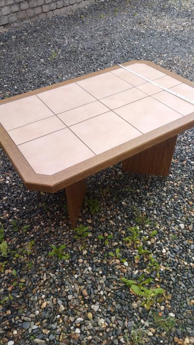 Konferenční stolek