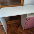 Dětský psací stůl