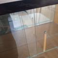 Černá starožitná skřínka / sekretář s barem a vitrínou
