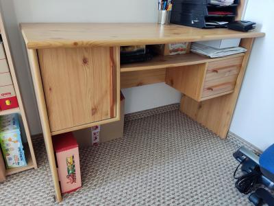 Psací stůl dýha borovice