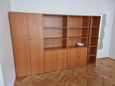 Kancelářský nábytek