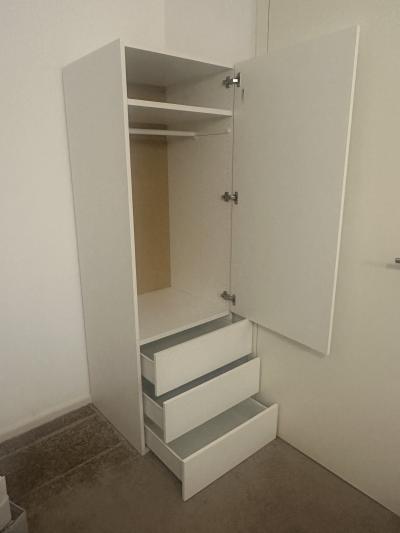 Daruji šatní skříň Ikea Platsa