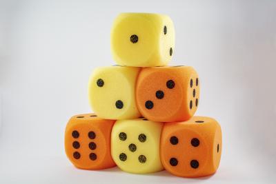 Sada molitanových hracích kostek 7 cm - věk 5+