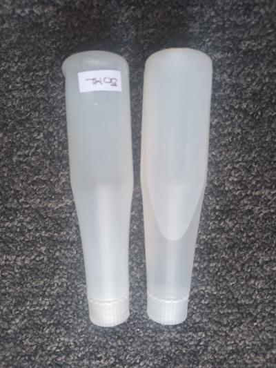 Cestovní plastové lahvičky o objemu 50 ml