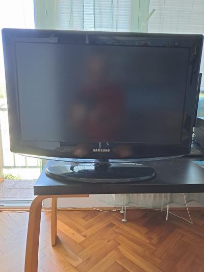 TV Samsung 26"