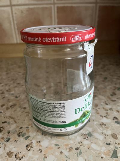 Daruji za odvoz sklenice od okurek.