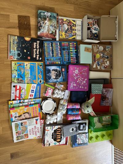 Tvořící potřeby pro děti, karty (starwars, fotbal), 3D puzzl