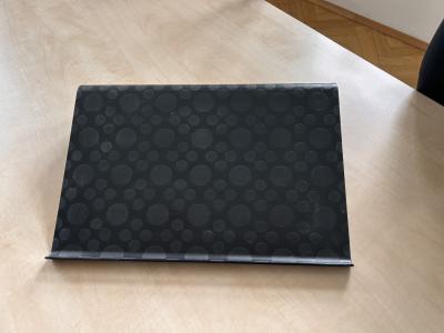 Stojan pro notebook a A5 šanony