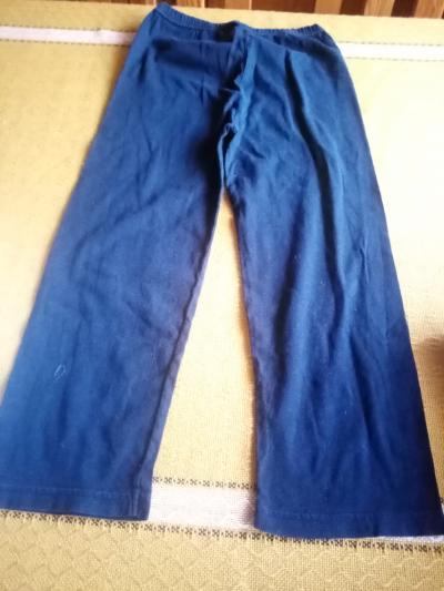 slabší tepláčky černé 6-7