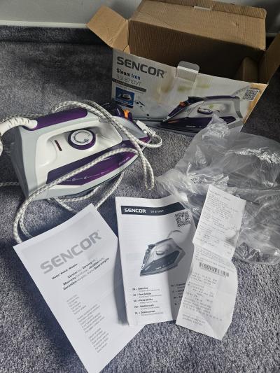 Parní žehlička Sencor