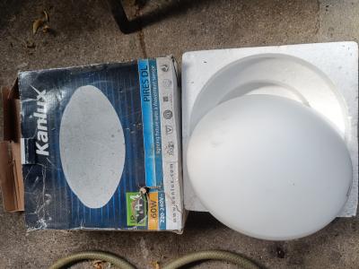 svitidlo na stenu se senzorem