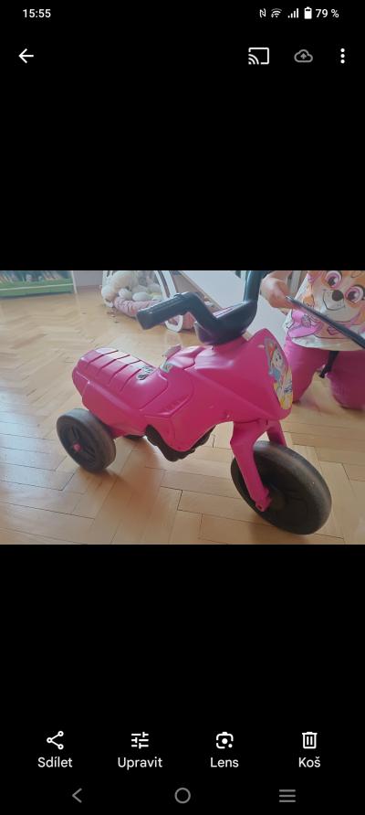 Daruji dětské odrážedlo