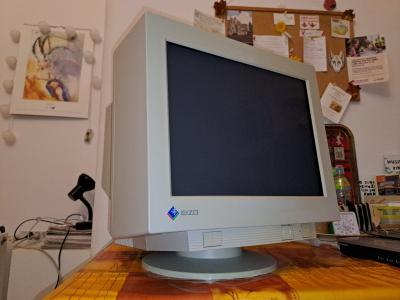 EIZO CRT T561, 17" (15.8" aktivní), Trinitron
