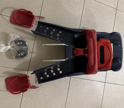 Detska sedacka na kolo cervena