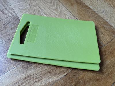 Malá plastová kuchyňská prkénka Ikea