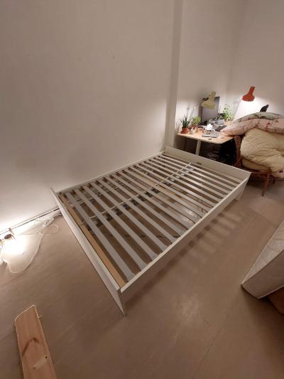 Stará postel IKEA + rošt 140x200 cm